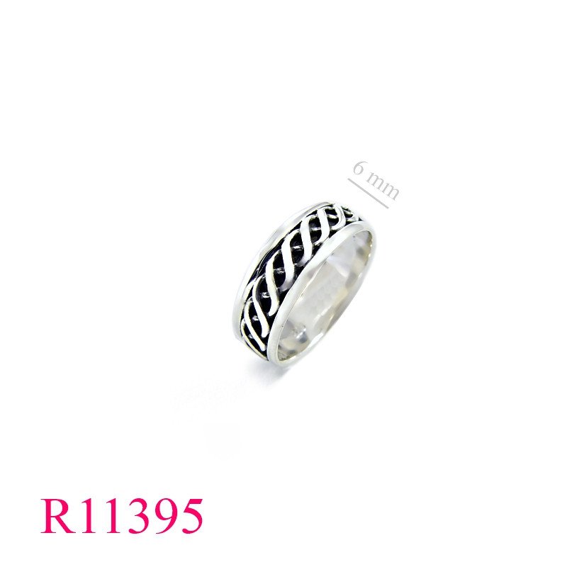 <p>Band Ring, celtic.</p>