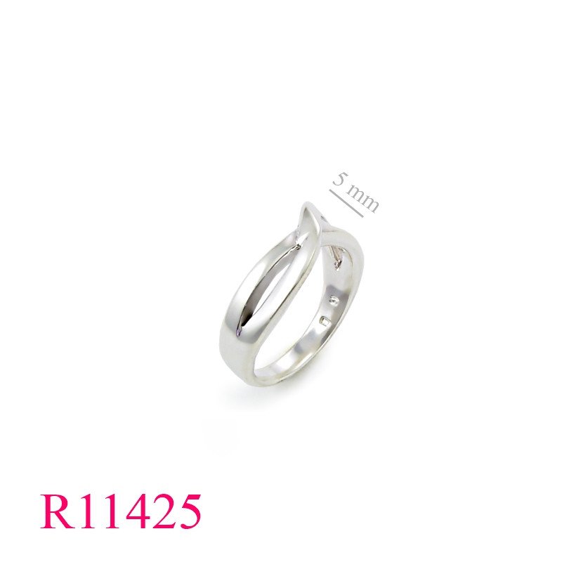 <p>Ring, cross lines.</p>