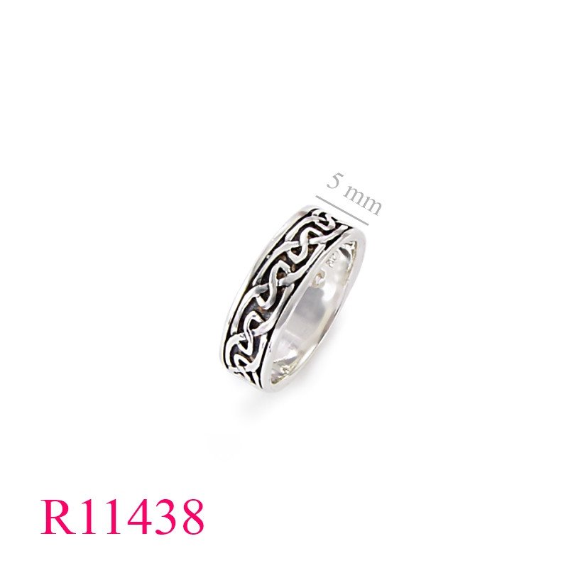 <p>Band Ring, celtic.</p>