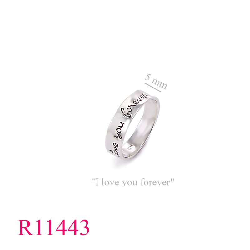 <p>Band Ring, "I love you forever".</p>