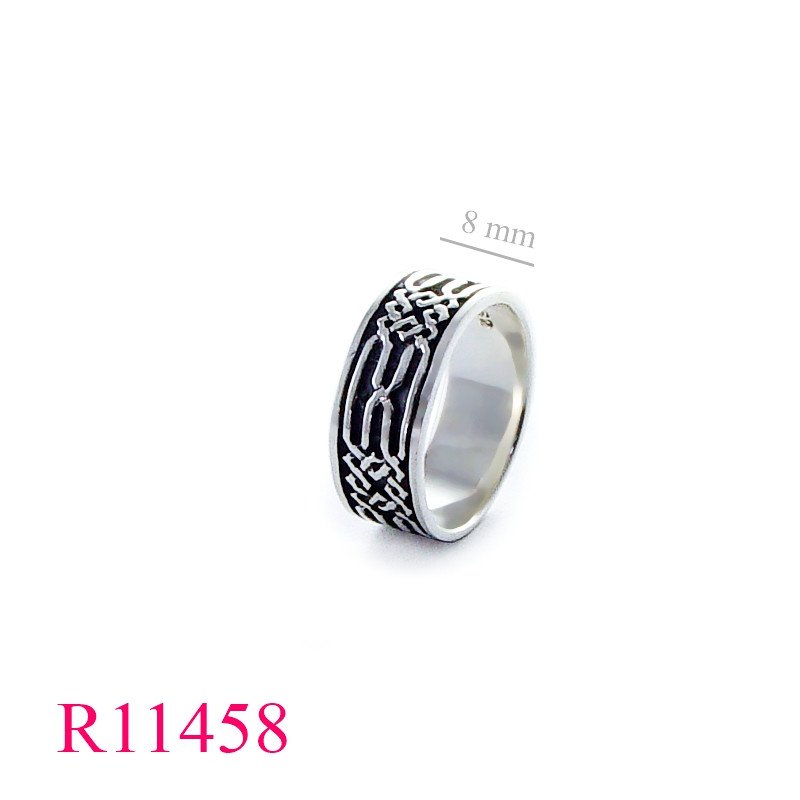 <p>Band Ring, celtic.</p>