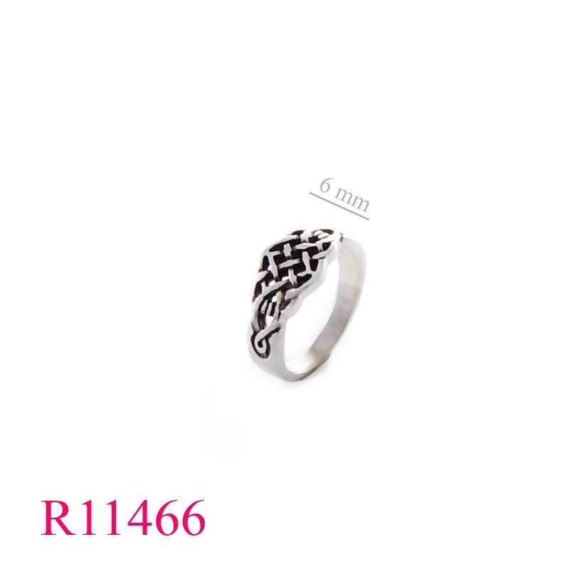 <p>Ring, celtic.</p>