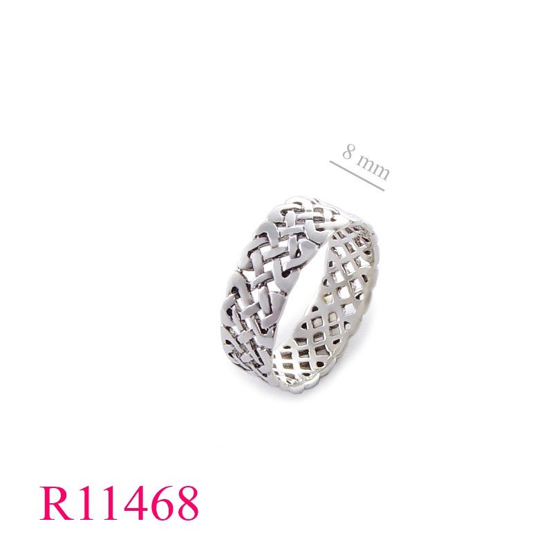 <p>Band Ring, celtic.</p>
