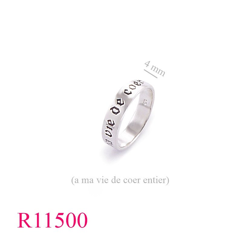 <p>Ring, "a ma vie de coer entier".</p>