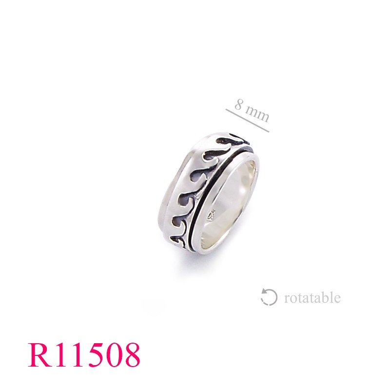 <p>Spinning Ring, wave design.</p>