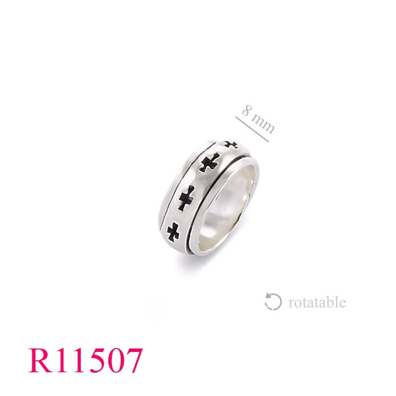 <p>Spinning Ring, cross design.</p>