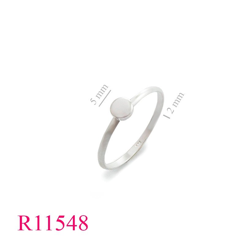 <p>Ring, round.</p>
