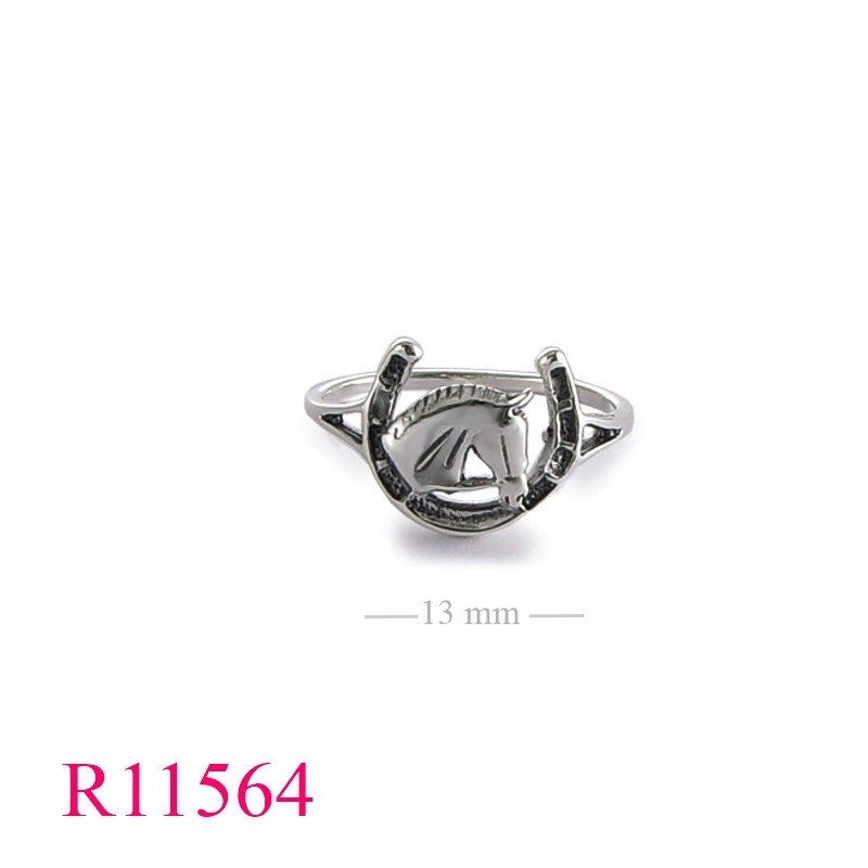 <p>Ring, horse head and horse shoe.</p>