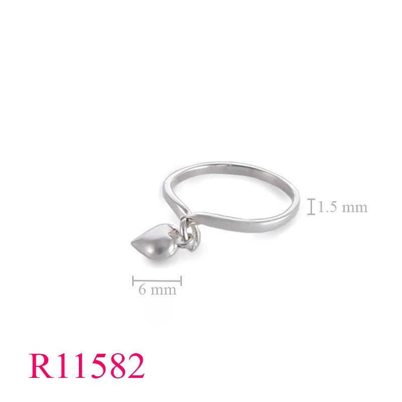 <p>Ring, V shape and hanging puff heart.</p>