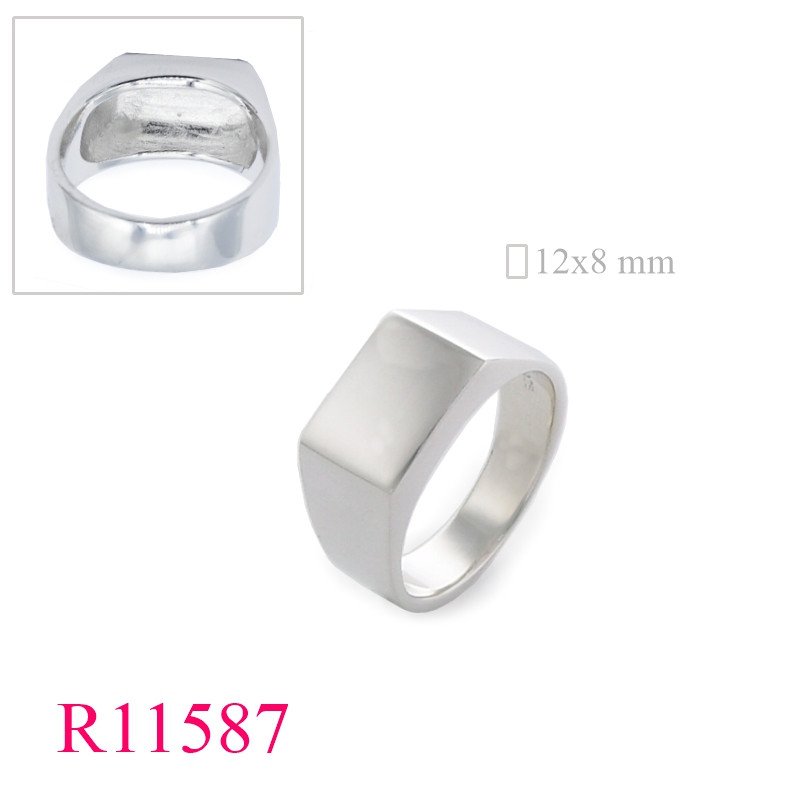 <p>Signet Ring, rectangle top.</p>