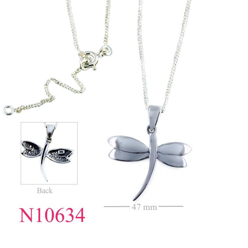 <p>Necklace, 16+2 inches chain and plain dragonfly charm.</p>