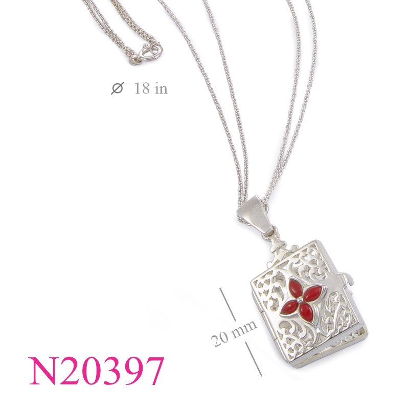 <p>Necklace, 18 inches chain with rectangle locket.</p>