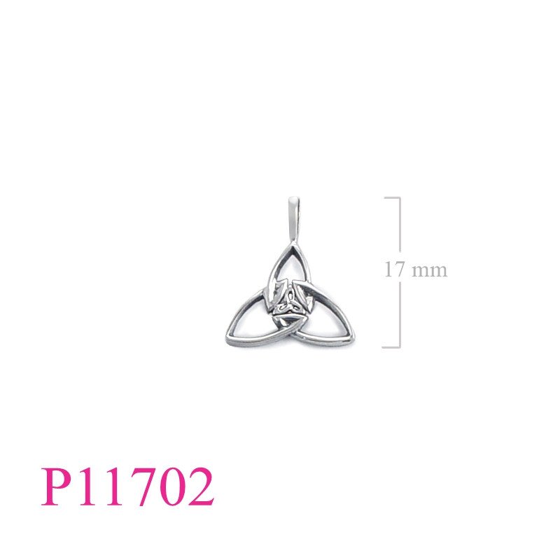 <p>Celtic Pendant, triangle celtic.</p>