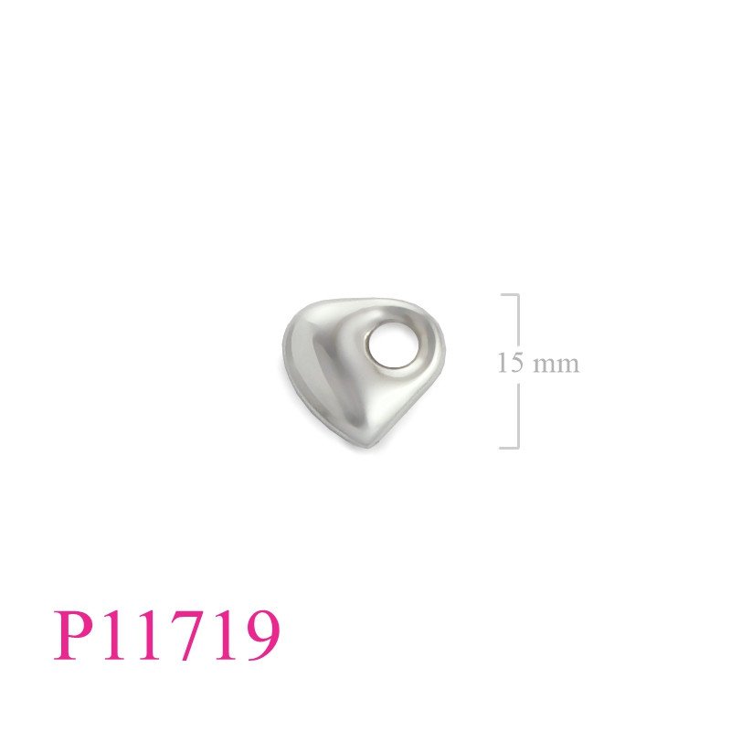 <p>Heart Pendant, puff-rond-cut-out heart.</p>