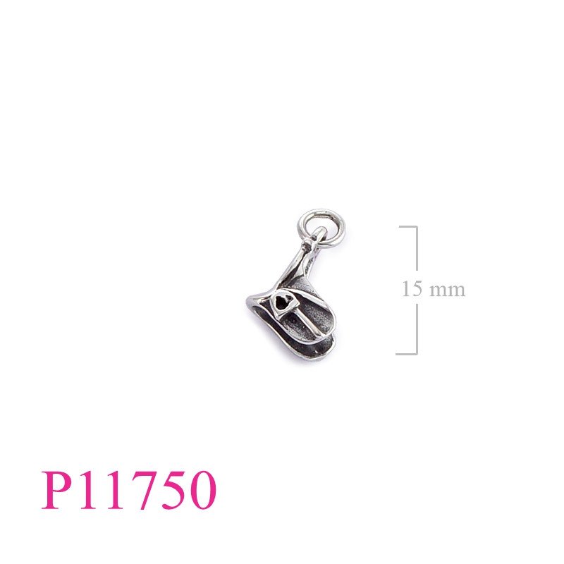 <p>Pendant, saddle.</p>