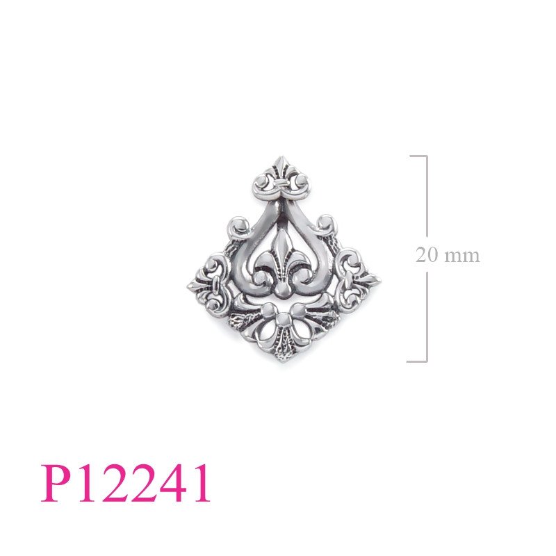 <p>Fleur De Lis Pendant, Heart Pendant, Fleur de lis .</p>