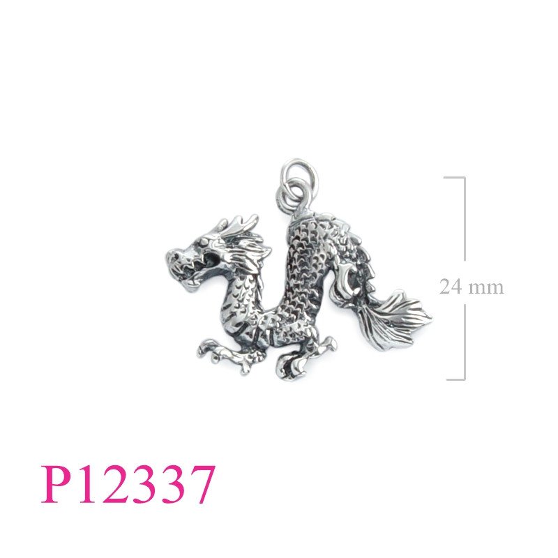 <p>Pendant, dragon.</p>