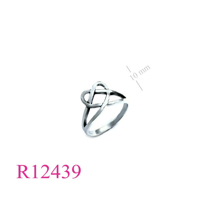 <p>Ring, cross heart.</p>