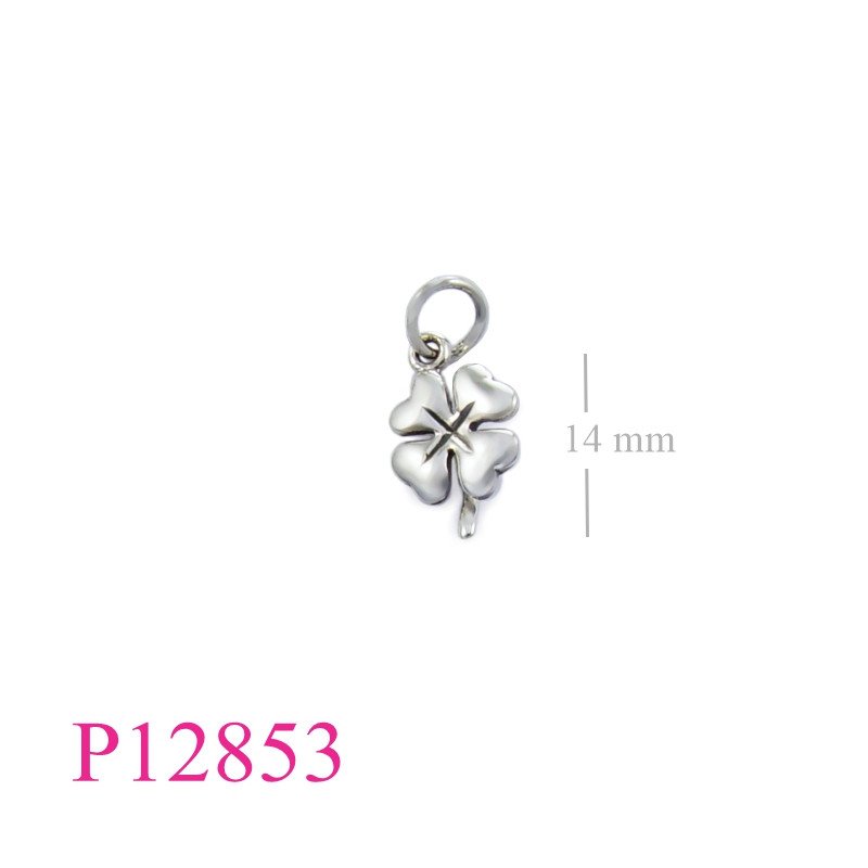 <p>Pendant, lucky clover.</p>