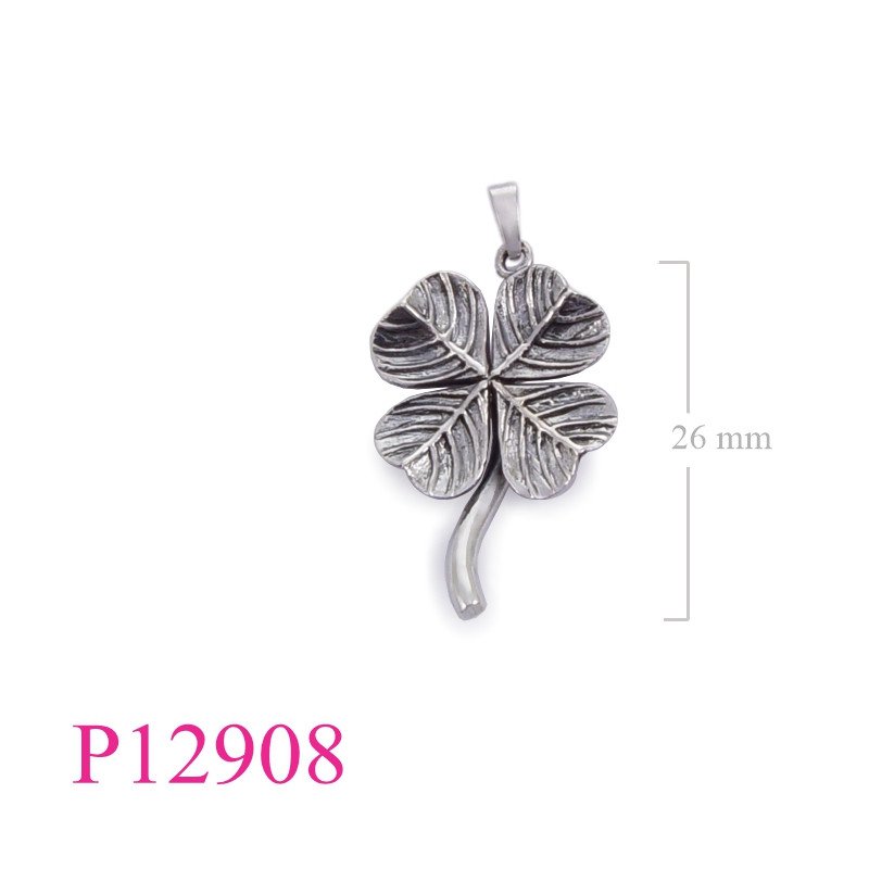 <p>Pendant, lucky clover.</p>