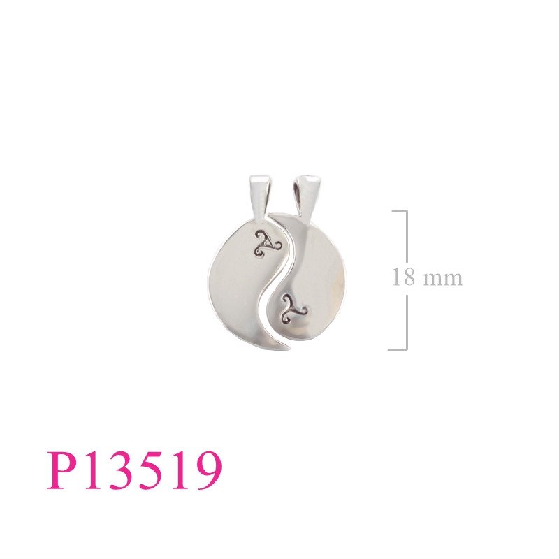 <p>Pendant, split heart.</p>