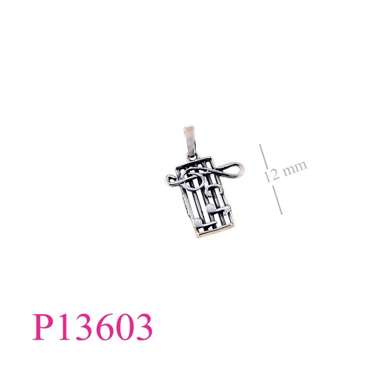 <p>Music Pendant, Music Note Pendant.</p>