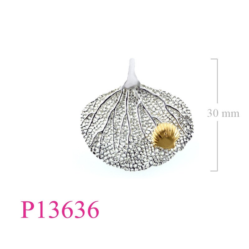 <p>Coral Pendant, Clam Pendant, on fan .</p>