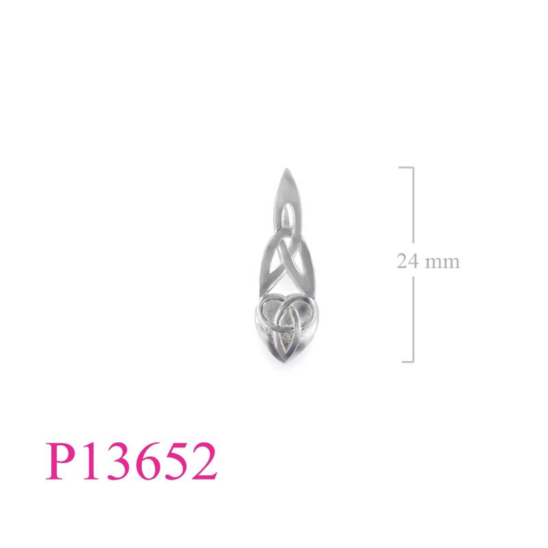 <p>Pendant, Trinity heart.</p>