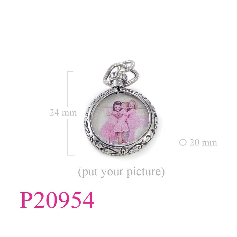<p>Pendant, 20mm round picture frame.</p>
