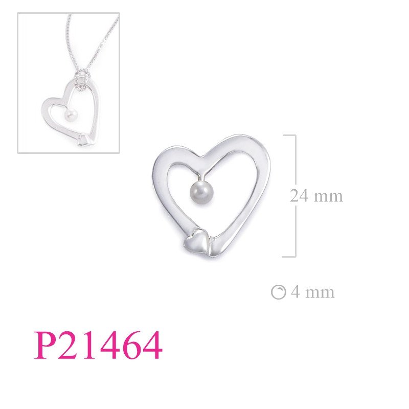 <p>Pendant, hearts and poly perl.</p>