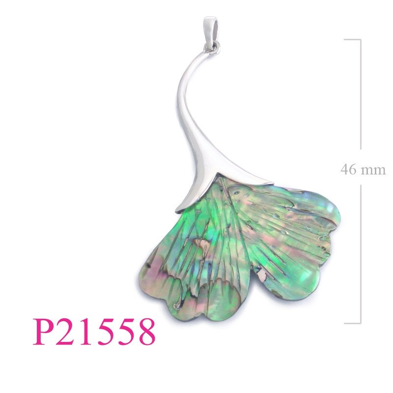 <p>Pendant, 37mm ginkgo leaf.</p>