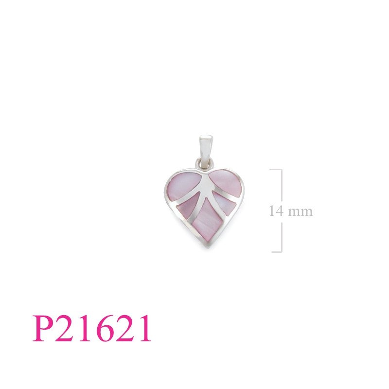 <p>Pendant, heart shape.</p>