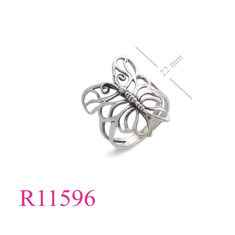 <p>Ring, stencil butterfly.</p>