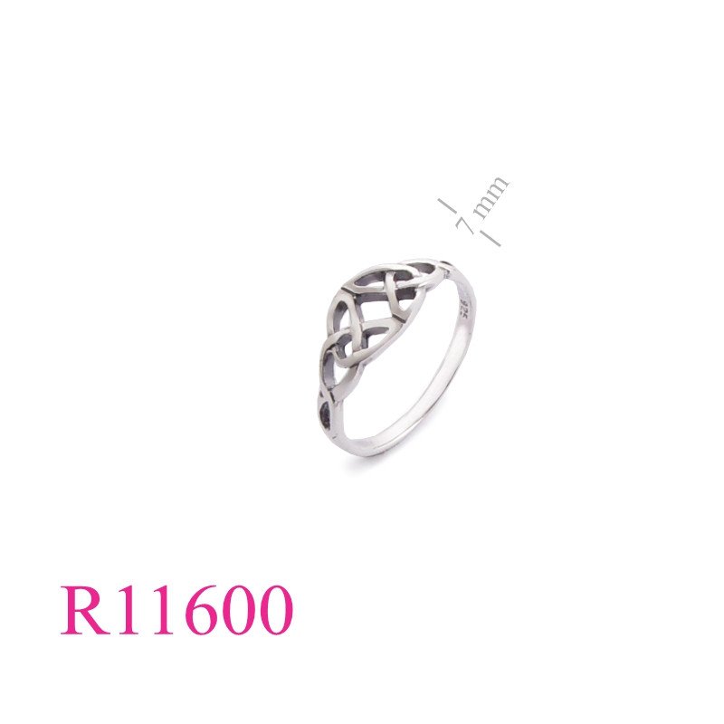 <p>Ring, celtic.</p>