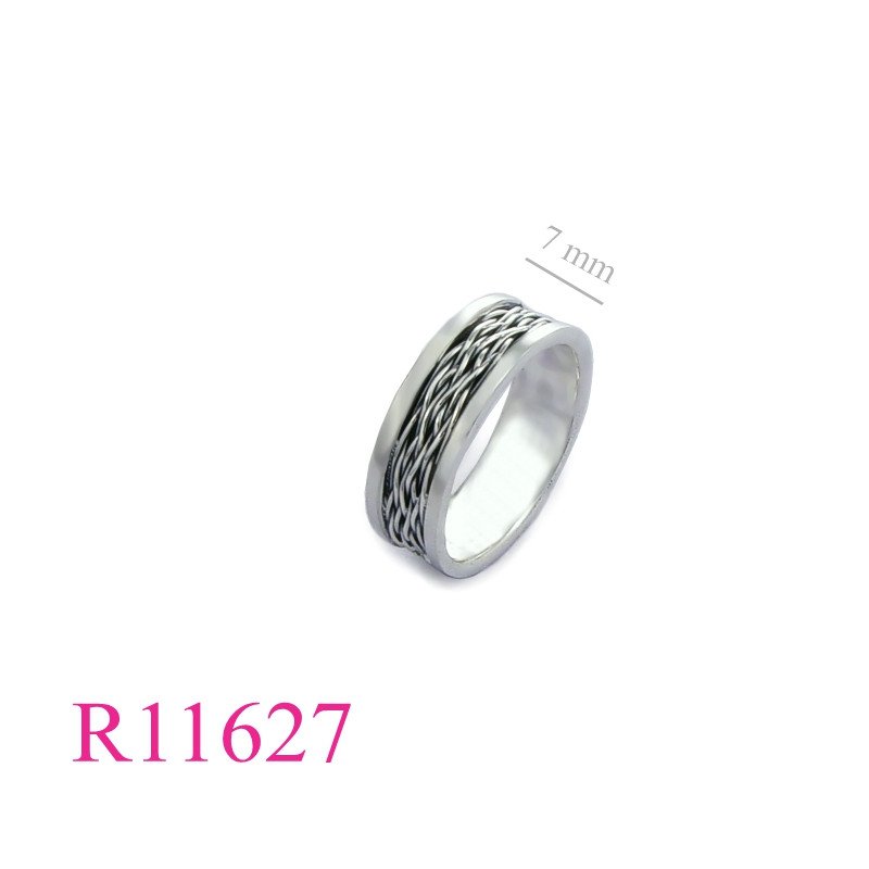 <p>Band Ring, braid.</p>