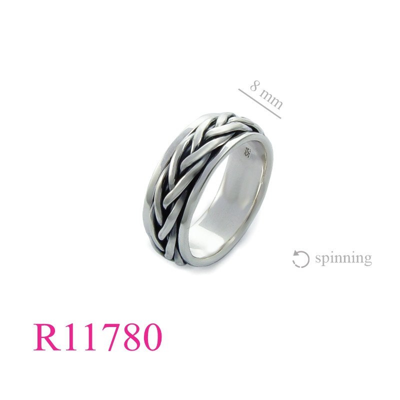 <p>Spinning Ring, braid design.</p>