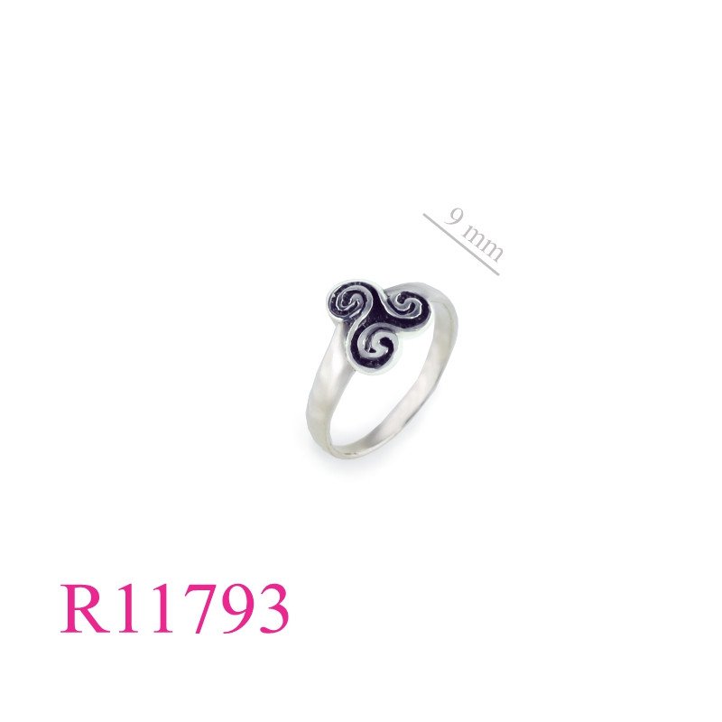 <p>Ring, swirls.</p>