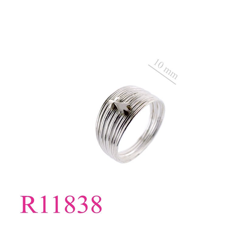 <p>Ring, cross on wires.</p>