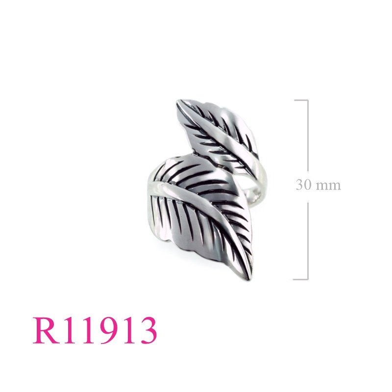 <p>Ring, 2 leaves.</p>