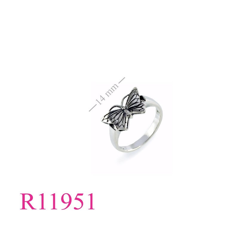 <p>Ring, butterfly.</p>