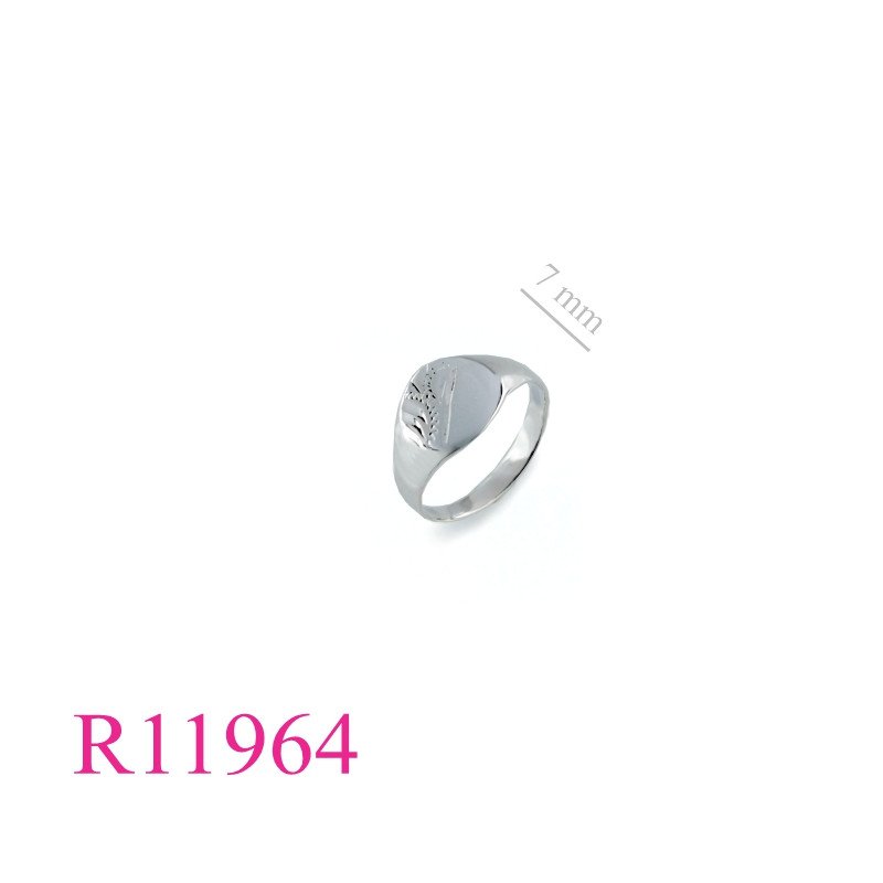 <p>Signet Ring, 8mm half engraved signet round.</p>