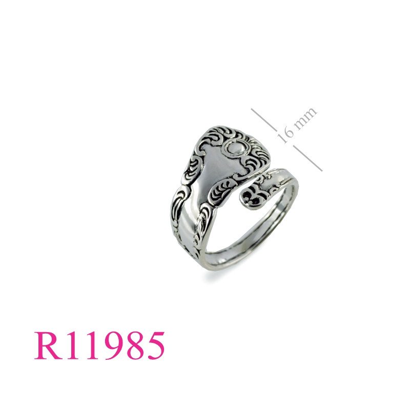 <p>Ring, spoon handle adjustable sizes.</p>