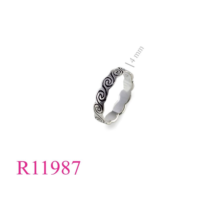 <p>Ring, Celtic wave.</p>