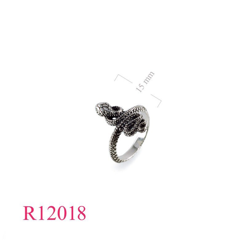 <p>Ring, snake.</p>