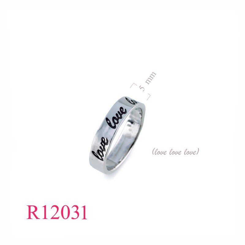 <p>Band Ring, 5mm "love love love".</p>