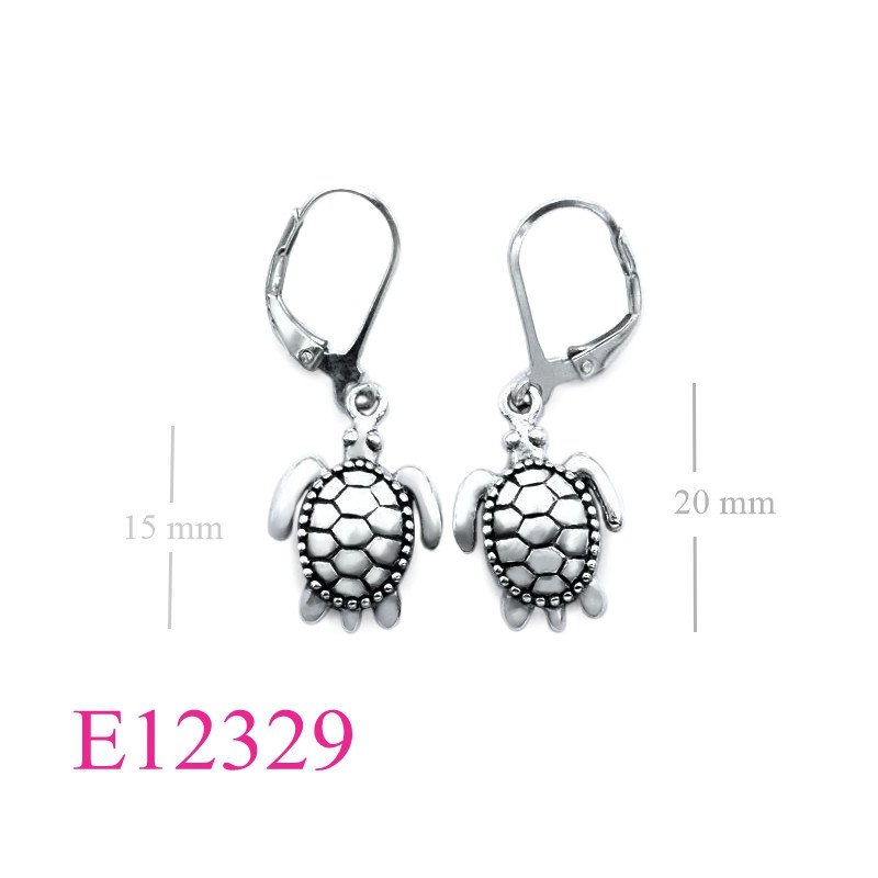 <p>Earrings, 15mm sea turtle with lever back hook.</p>