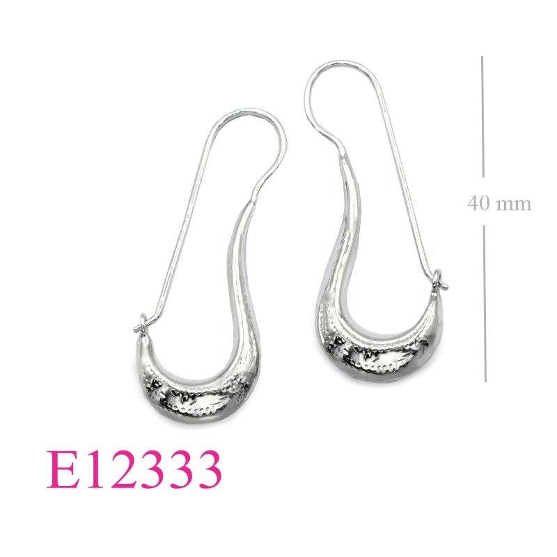 <p>Earrings, U shape.</p>