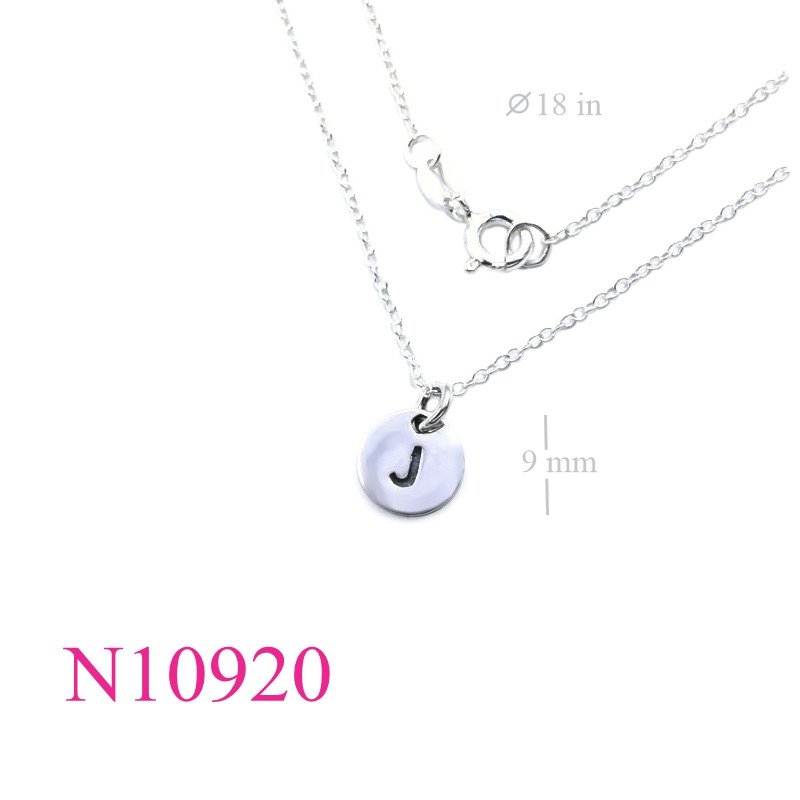<p>Necklace, 18 inches chain and 9mm "J" round tag.</p>