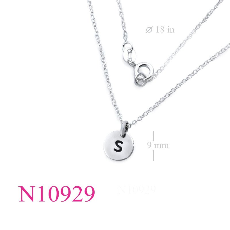 <p>Necklace, 18 inches chain and 9mm "S" round tag.</p>