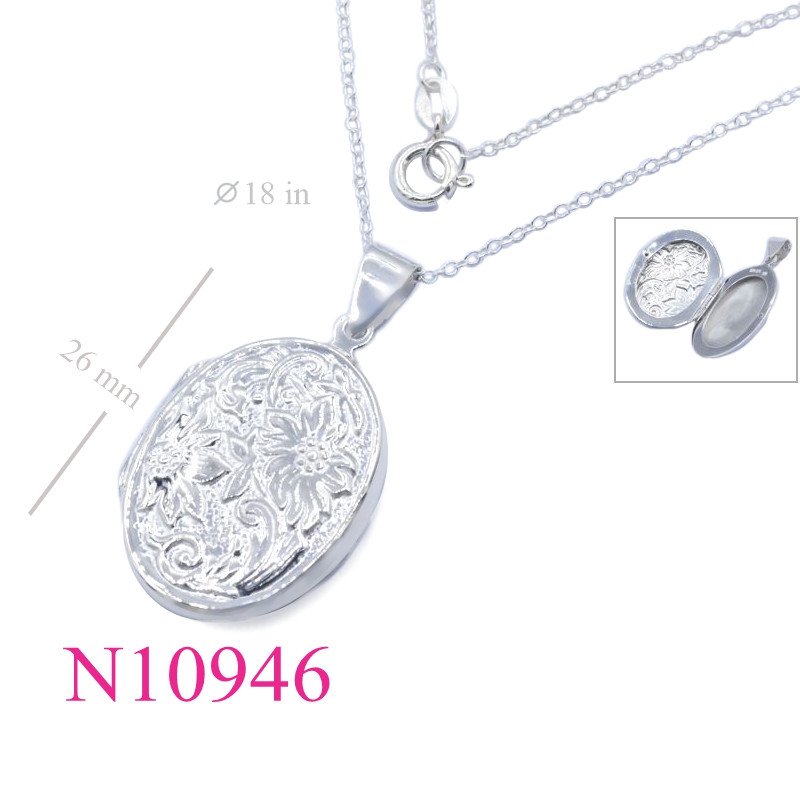<p>Necklace, 18 inches chain and 21x28mm oval flowers locket.</p>